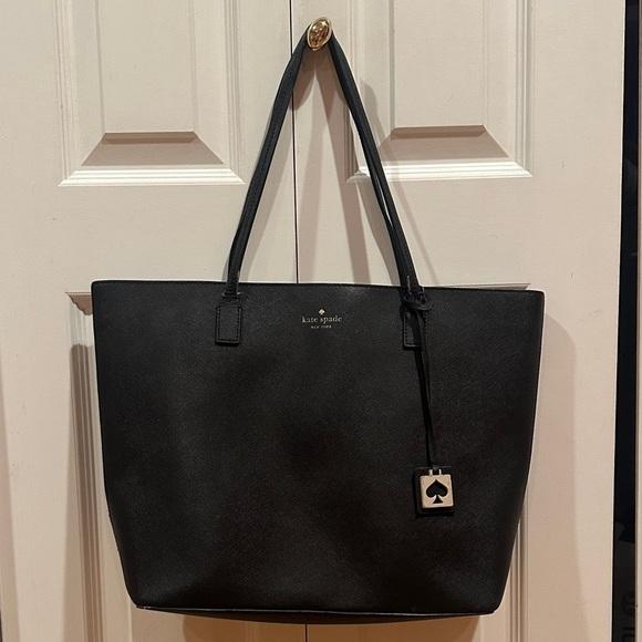 kate spade Handbags - Kate Spade Classic Black Tote